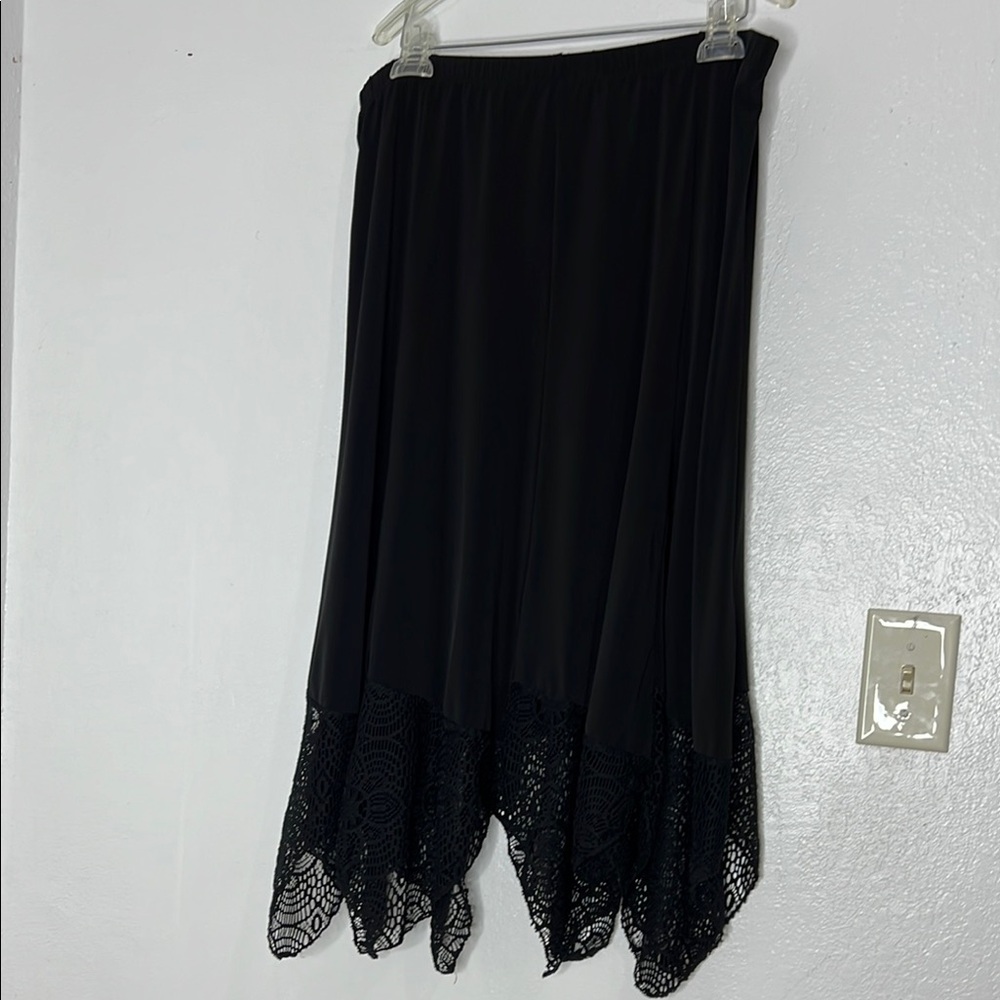 Fit and flare Elegant Black Lace Hem Skirt 14/16  VIP knits by Avenue